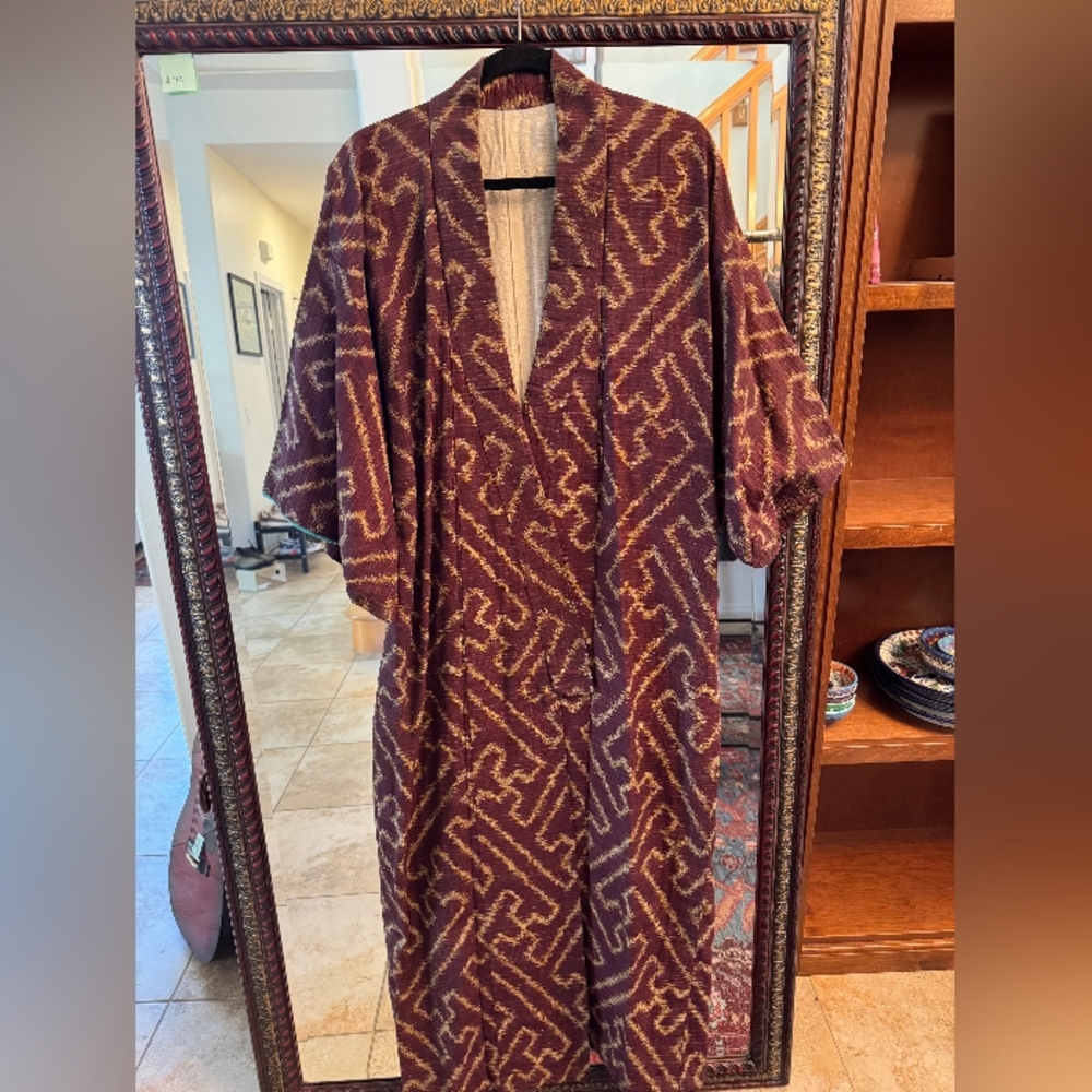 Vintage Patterned Kimono Unisex Perfect Condition Beautiful